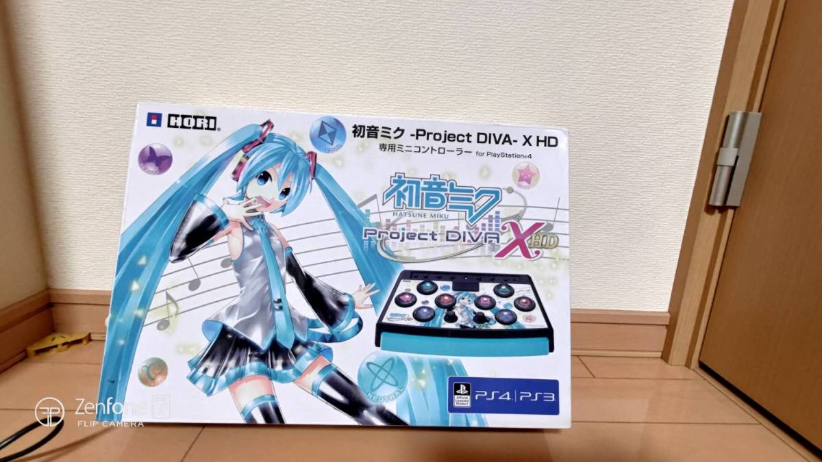 ＰＳ４/ＰＳ３用　初音ミクprojectDIVAXHD　専用ミニコントローラー　中古