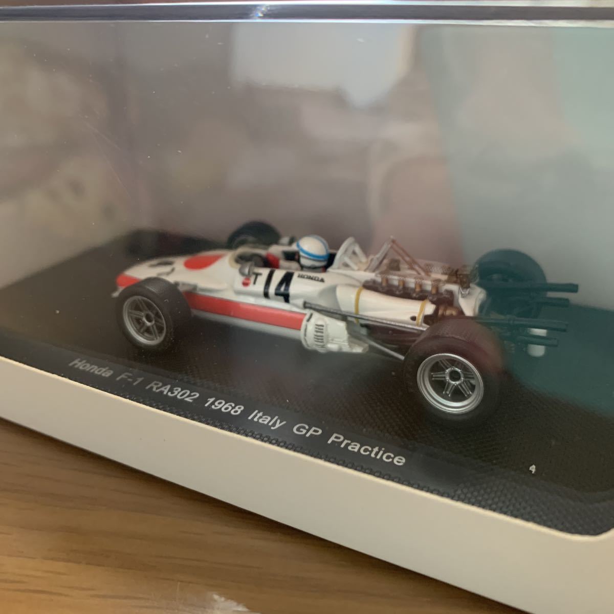 エブロ Honda F-1 RA302 1968 Italy GP Practice