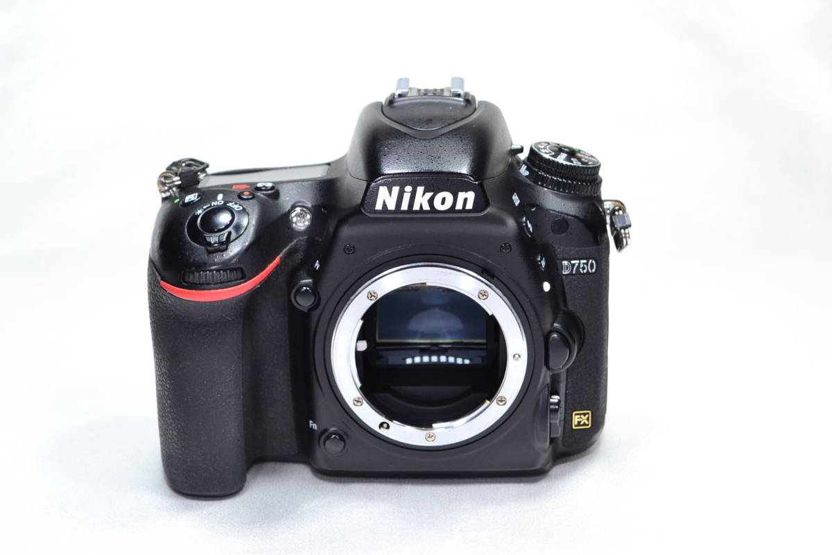 ニコン Nikon D750 body