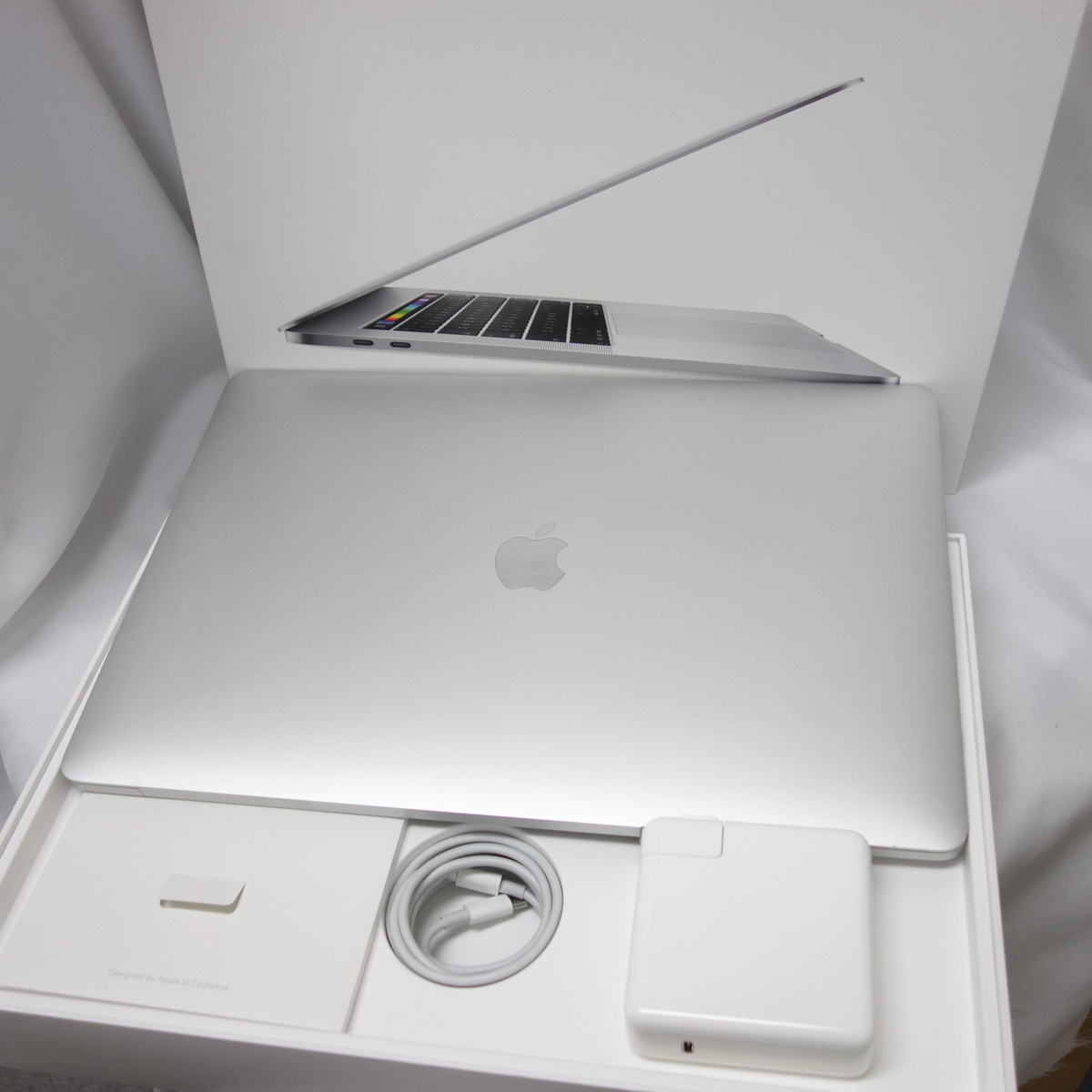 安心30日保証** MacBook Pro 2016 15インチ Core i7 2.6GHz メモリー 