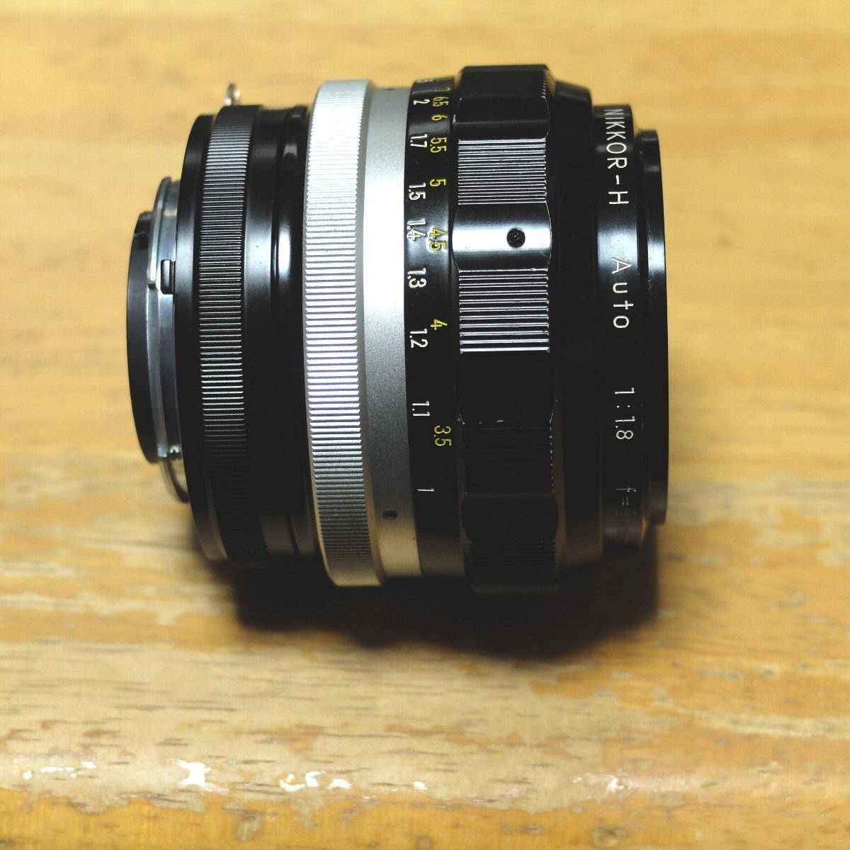 ニコン NIKKOR-H Auto 1:1.8 85mm Ai改造済み　オススメ