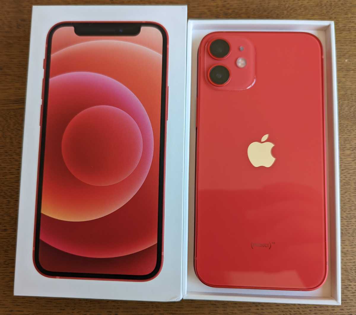 iPhone 12 mini 64GB Softbank SIMフリー 未使用 箱凹みあり(国内版SIM 