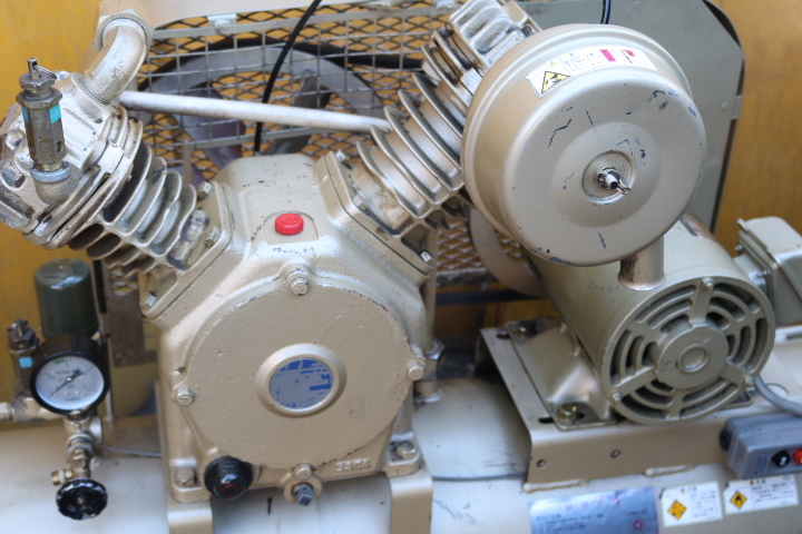 東芝 TOSCON エアーコンプレッサー SP10-22T7 2.2kW（3馬力） 200V 