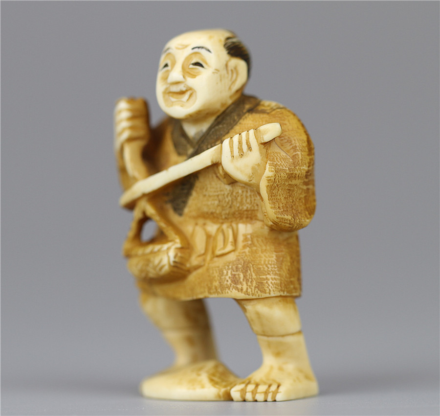 根付 能人形2体 在銘 作家物 マンモス 天然材質 江戸骨董 蒐集家放出古