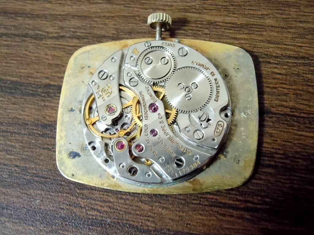 パテックフィリップ　PATEK PHILIPPE Cal.175 手巻き ムーブメント　リューズ付き_1