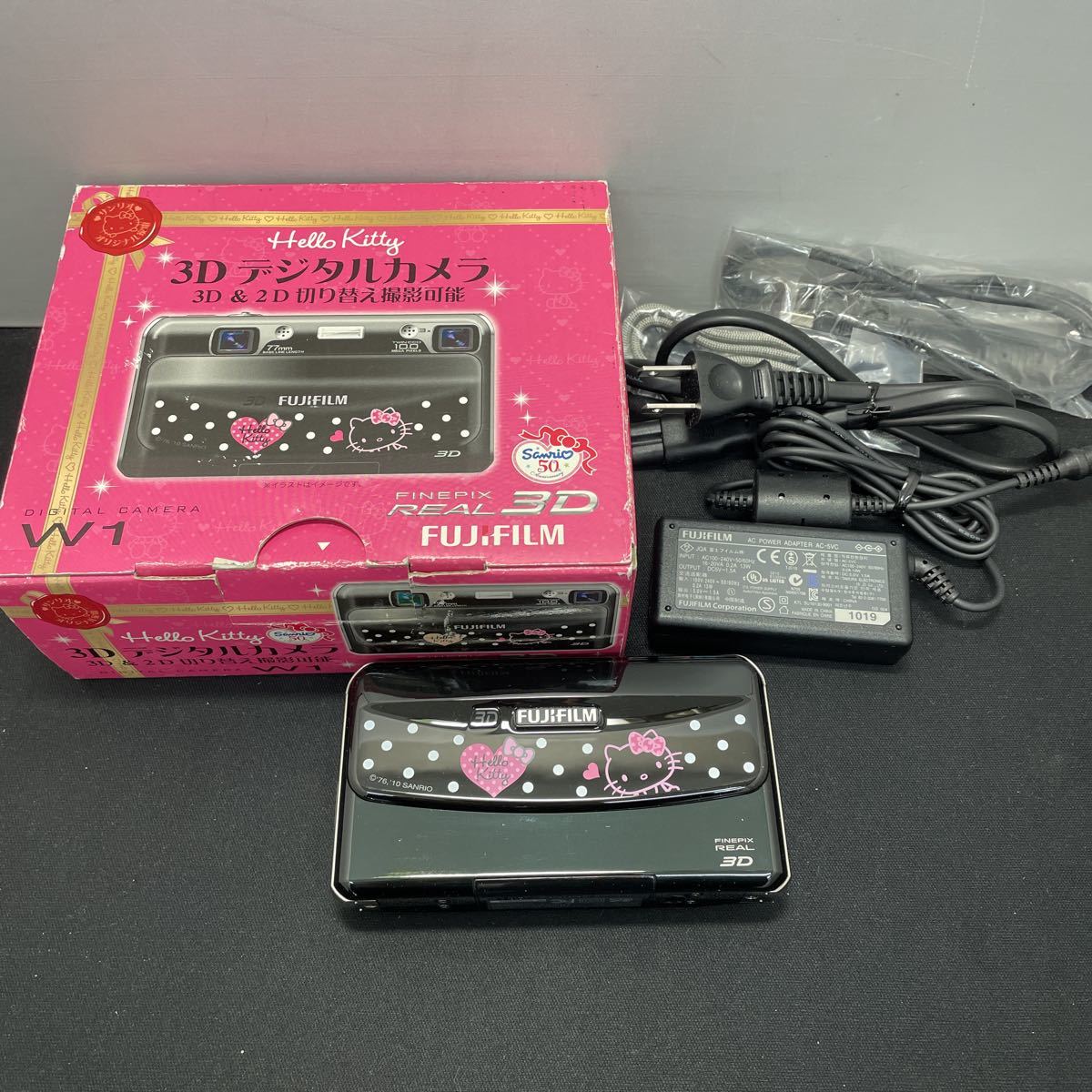 サ) [動作確認済み] FUJIFILM 富士フイルム ハローキティ 3Dデジタル 