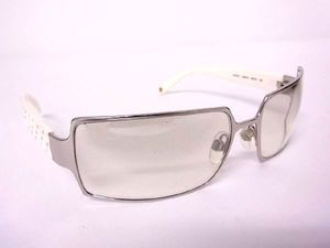 シャネル サングラスのYahoo!オークション(旧ヤフオク!)の相場