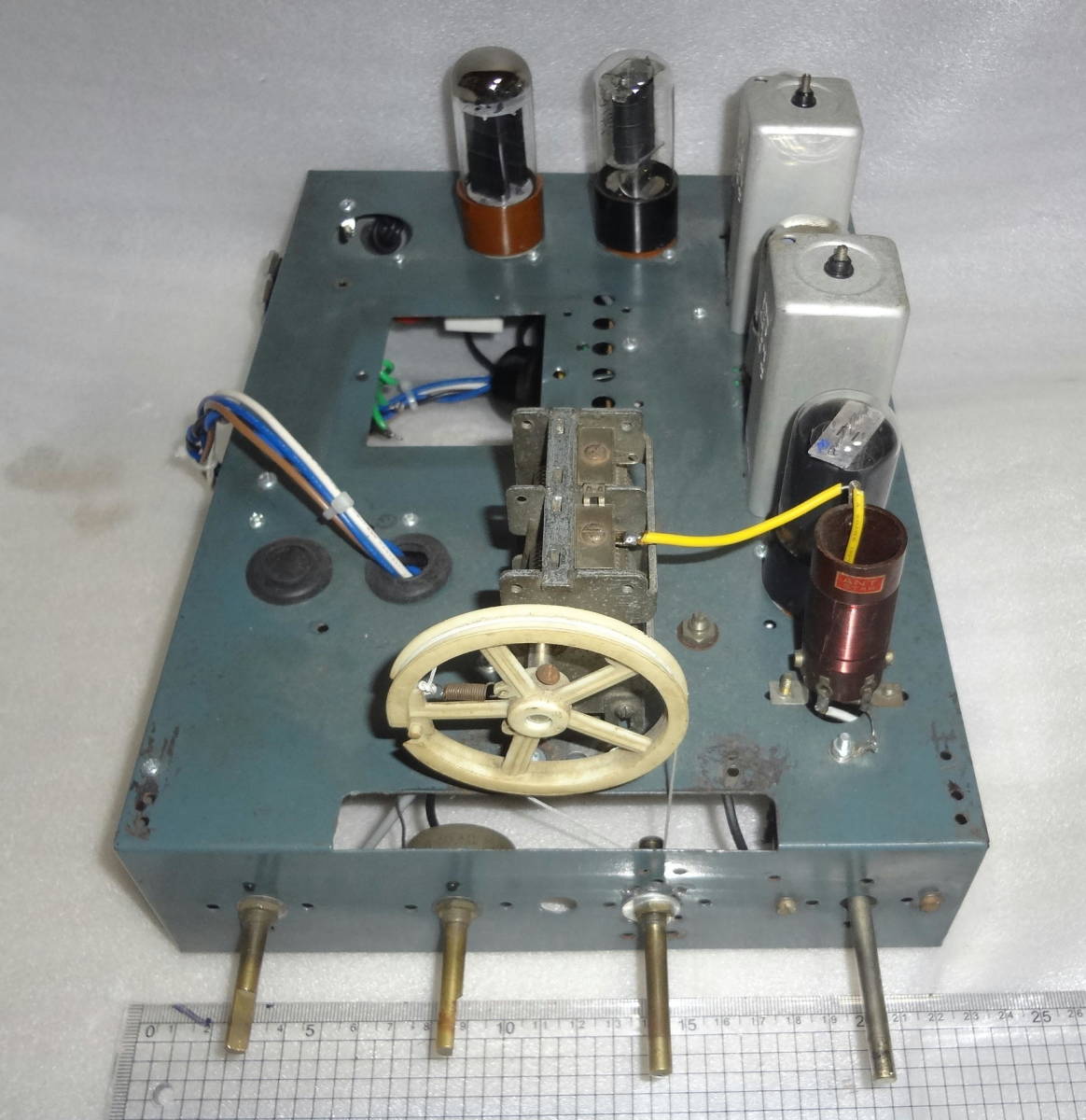 GT管ラジオの部品です（電源トランスを取り付ければ動作します）