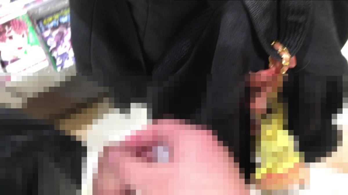 1710 素人モノ　美少女　カルピスぶっかけ　パンチラ 逆さ撮り　学校　制服　ギャル　Tバック　食い込み　生足_6