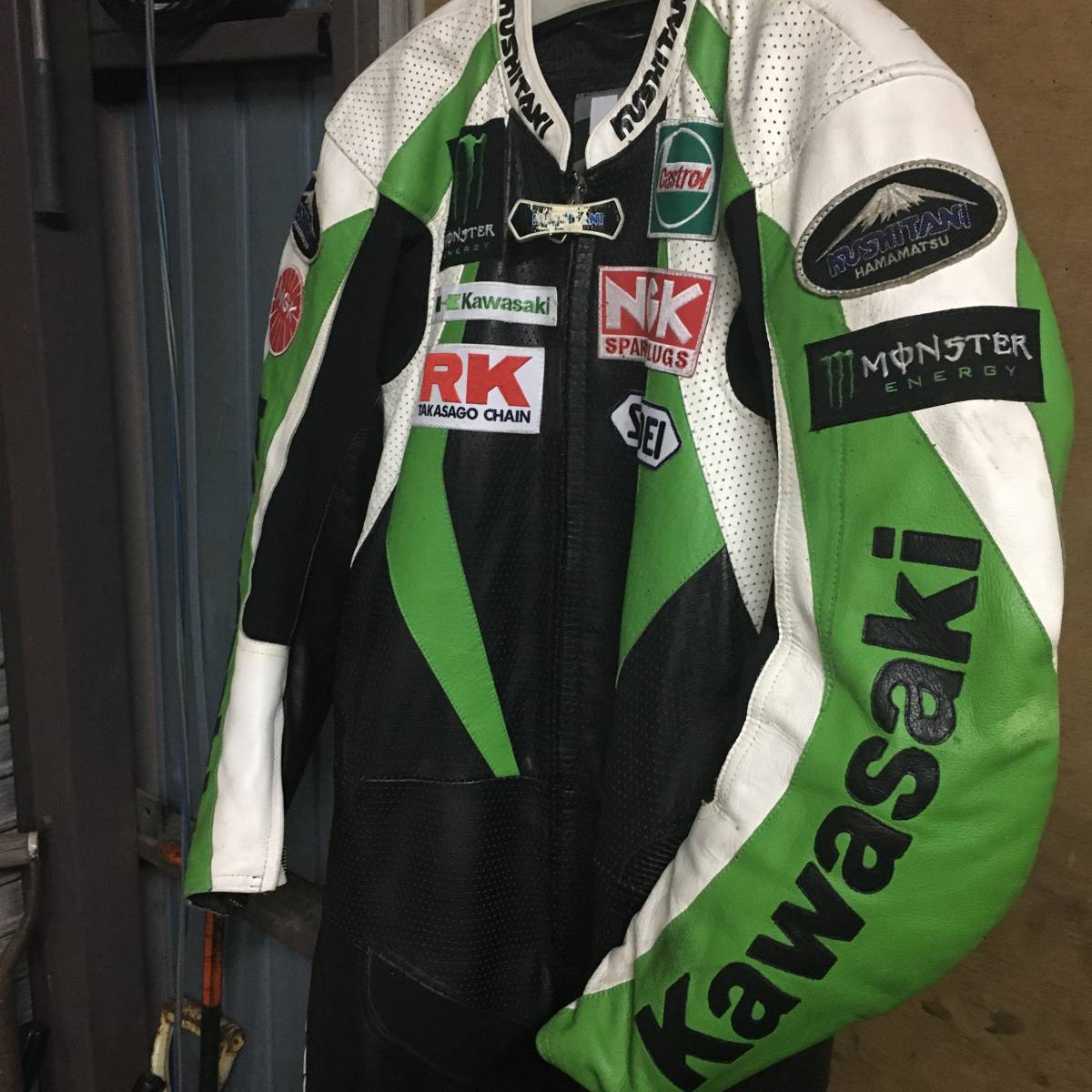 カワサキ バイクスーツ 希少 クシタニ コラボ 防寒ツナギ TAICHI Ninja Kawasaki Team JAPAN Green スーツ入荷のお知らせ クシタニ（レーシングスーツ・つなぎ｜バイクウェア × 新サービス！レーシングスーツの