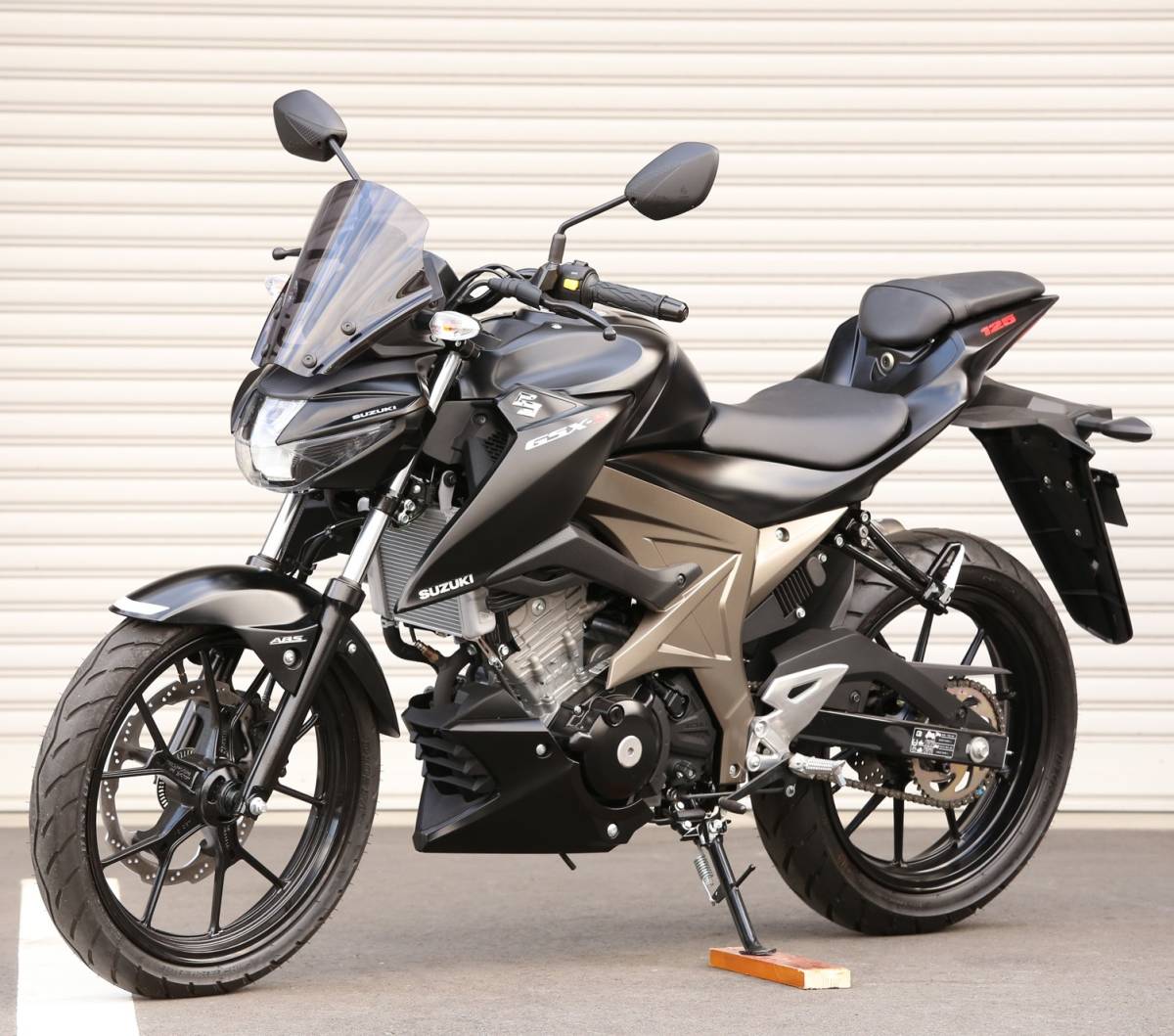 在庫有○NEW☆キジマ☆定価7700円☆GSX-S125(DL32B)GSX-R125(DL33B)19 在庫有○NEW☆キジマ☆定価7700円☆GSX-S125(DL32B)GSX-R125(DL33B)19