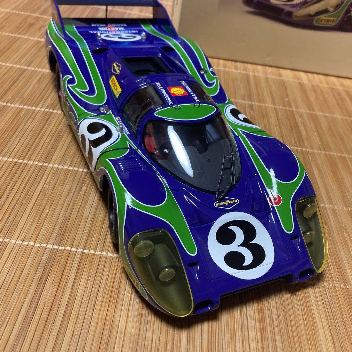 送料無料！ポルシェ917ロングテール オートアート1/18 ポルシェ917 
