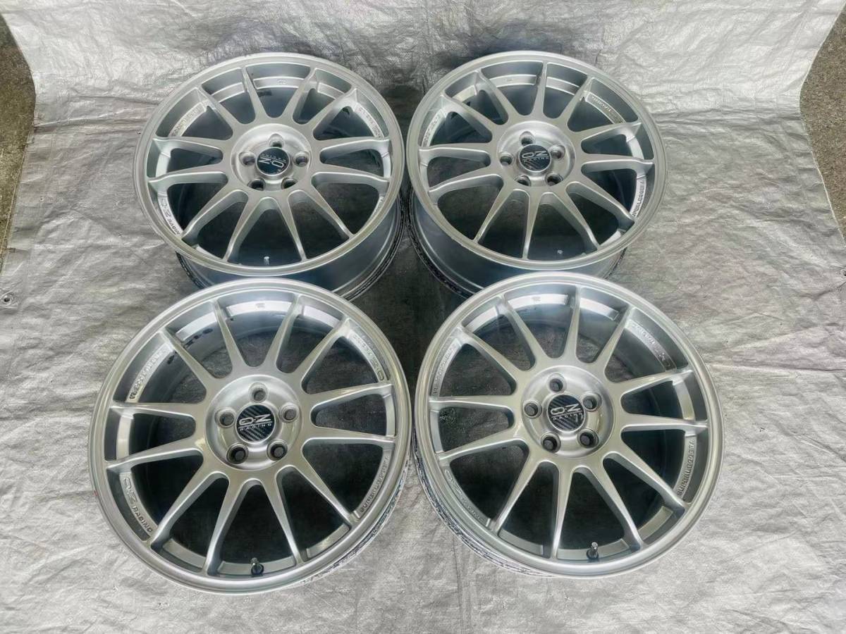 中古ホイール☆OZ Racing SUPER LEGGERA スーパーレッジェーラ 17インチ ホワイト トヨタキャップ 7J+48 100 5H 56φ プリウス 86などに☆ OZ SUPERLEGGERA Racing 中古 軽量 17in