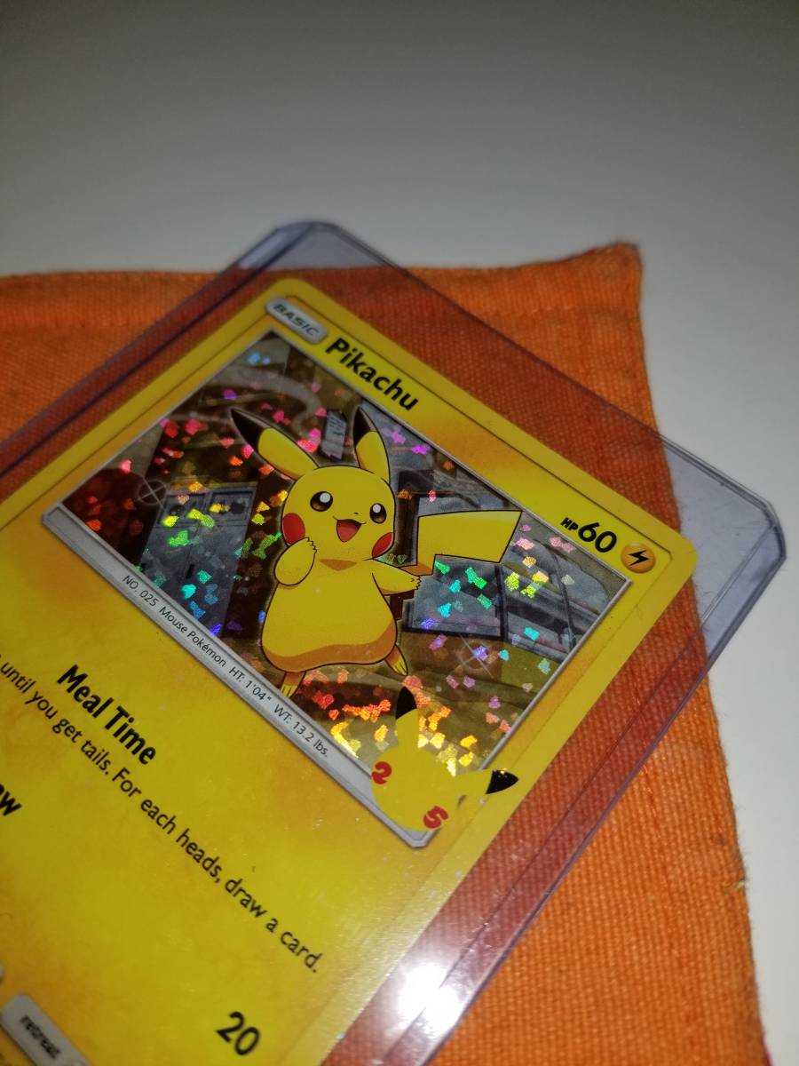ポケモンカード ピカチュウ ホロ マック ポケモンカード 海外