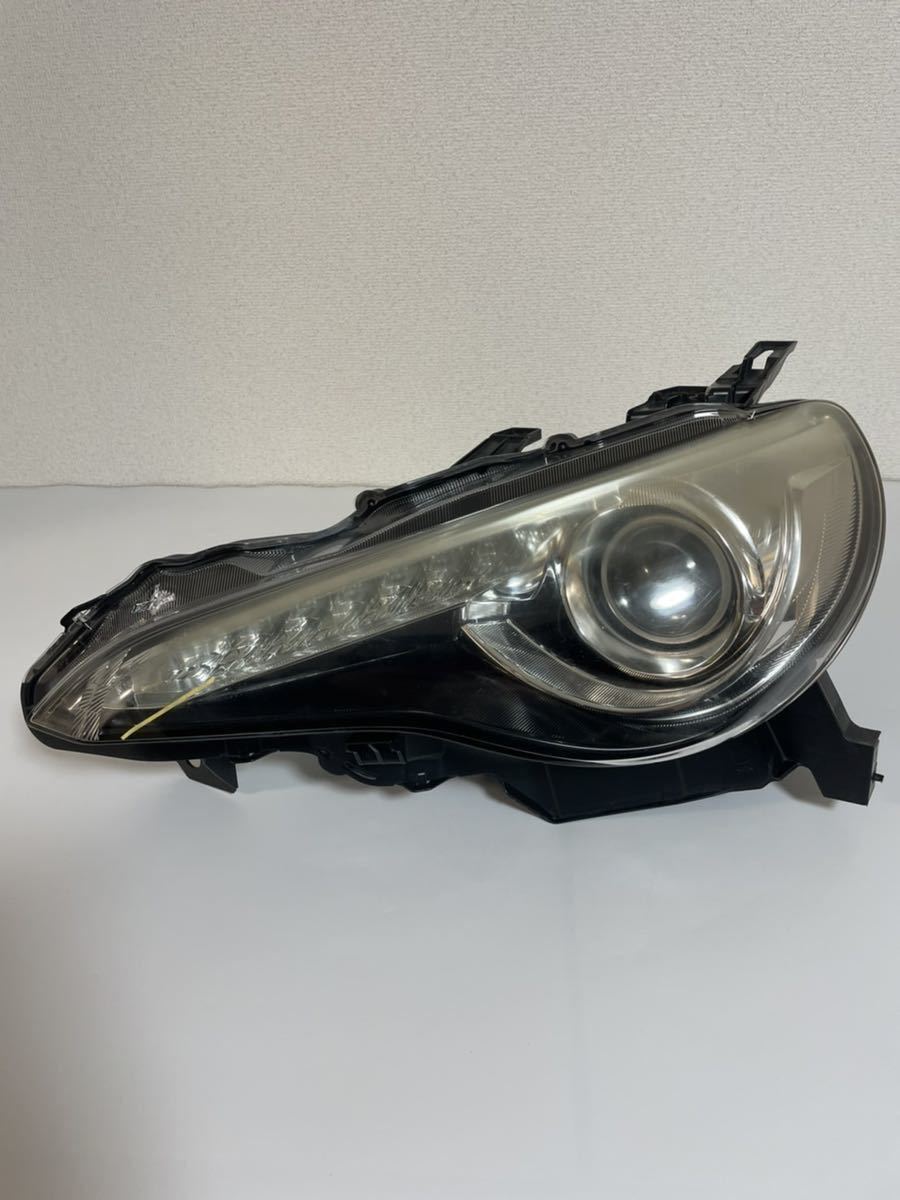 A-401 【送料無料】トヨタ86 ZN6 左ヘッドライト ランプ KOITO 100