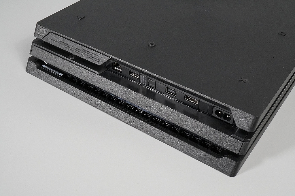 美品】【動作確認済】PS4 PRO CUH-7200B☆セット品☆即遊べます 