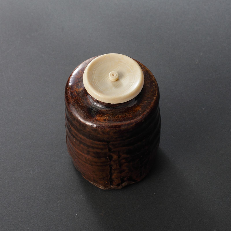 茶道具　瀬戸焼　古瀬戸　肩衝茶入　仕覆付　時代箱　M　R6265 工芸品茶道具 瀬戸焼 古瀬戸 肩衝茶入 仕覆付 時代箱 M R6265超