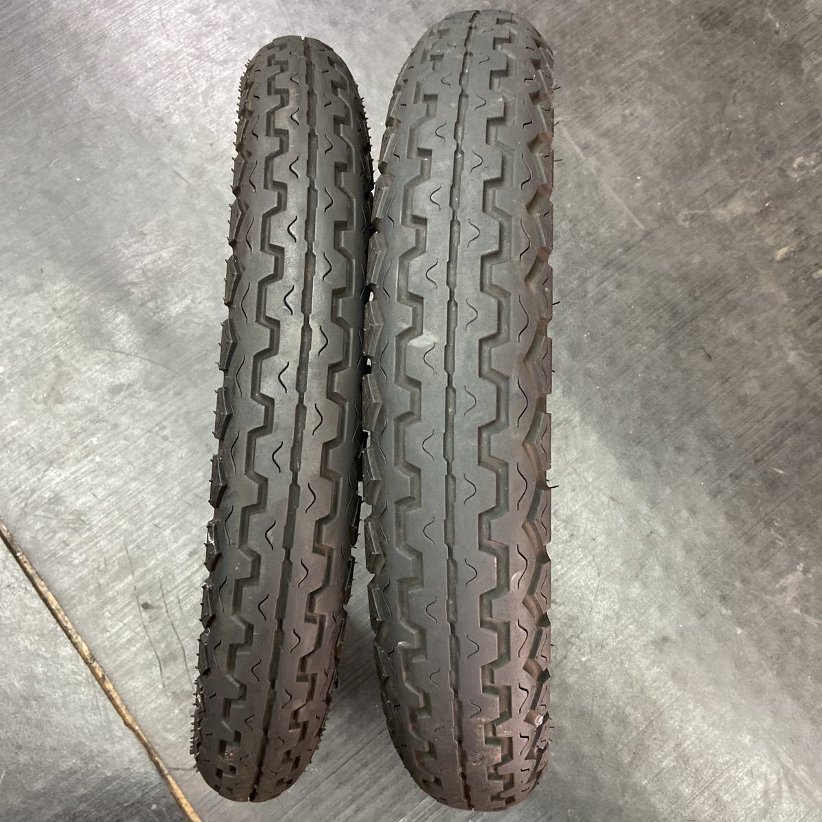  ダンロップ TT100GP 90/90-18 110/90-18 セット(オンロード)｜売買されたオークション情報、yahooの商品情報をアーカイブ公開 - オークファン オンロード