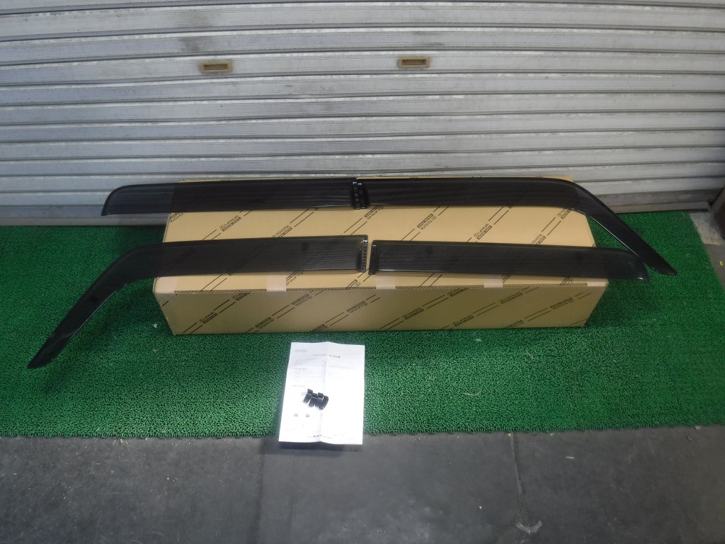 100%新品，低価 スペーシア MK53S ドアバイザー 純正 右 左 99120-79R00 A3451(サイド)｜売買されたオークション情報、yahooの商品情報をアーカイブ公開 - オークファン スズキ用