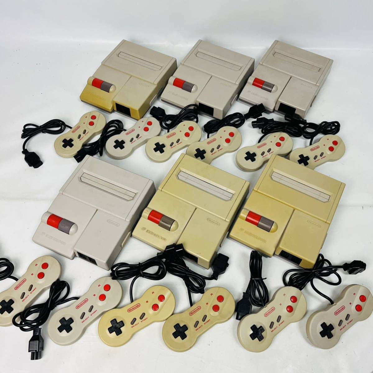 ☆1円～☆ Nintendo ニュー ファミリーコンピューター AV仕様 NEW