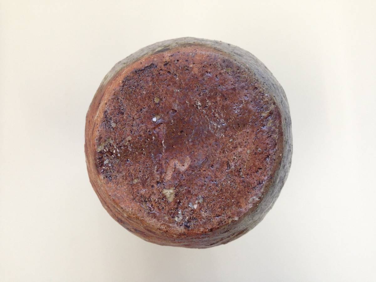 ⑦豊福博 備前 自然練込 一輪挿し 師：川端文男 陶芸 陶器 共箱 備前焼 陶芸 陶器 骨董 共箱 若福豊福博『備前自然練込花入』備前焼自然練込花入 備前焼 | 器 ギャラリー 香綵