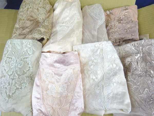 正規品，低価 ma_2805 入り 必見 大特価 ガードル 50枚 まとめ売り ブランド混合 大きいサイズから小さいサイズま 中箱(Mサイズ)｜売買されたオークション情報、yahooの商品情報をアーカイブ公開 - オークフ ガードル
