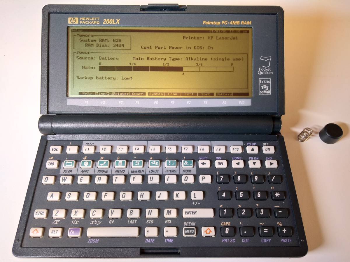 HP200LX(2台)、HP100LX、CF(ソフト)、ケーブル、取説、関連本 送料込 