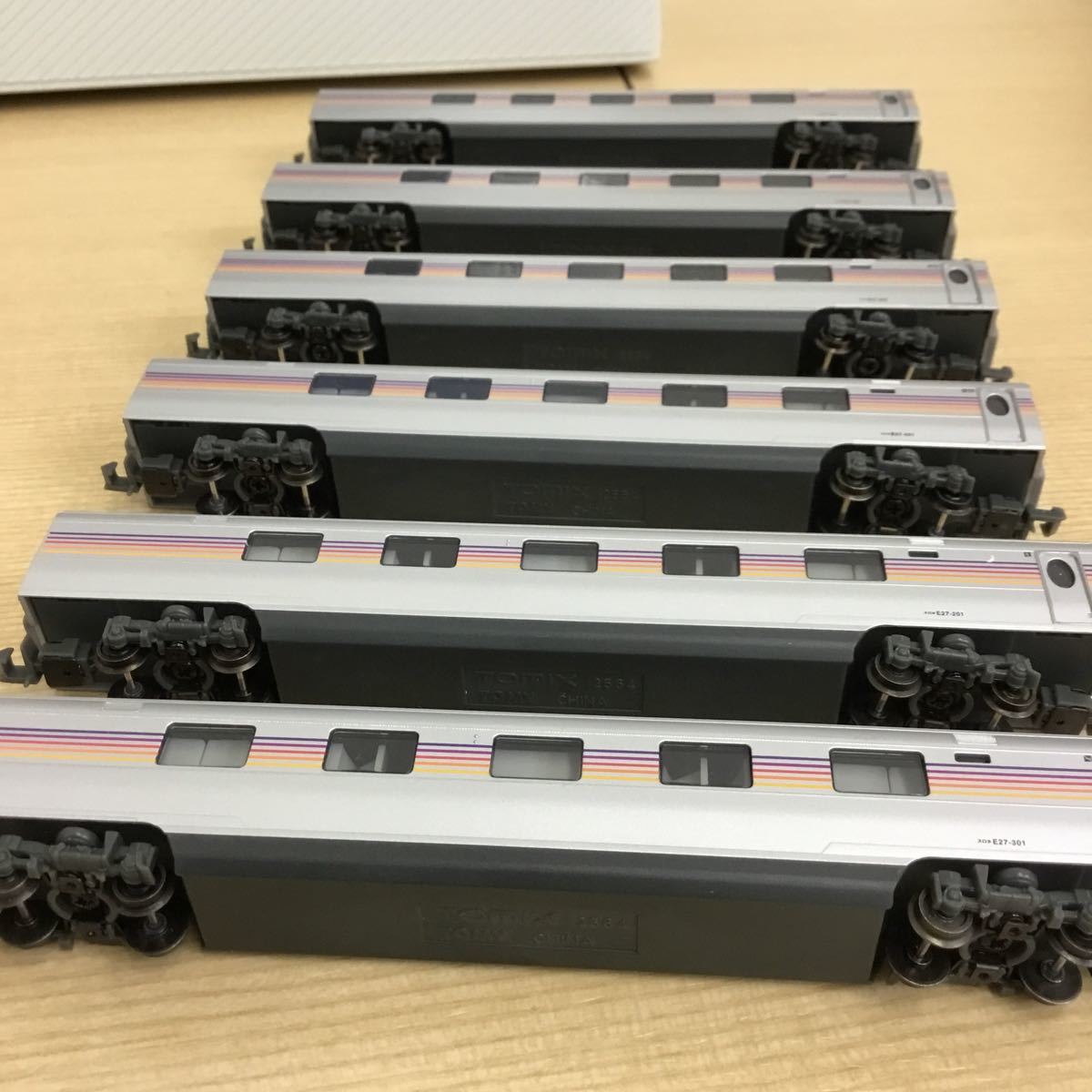 JR TOMIX E26系 EF81形電気機関車 寝台特急カシオペア基本セットとJR