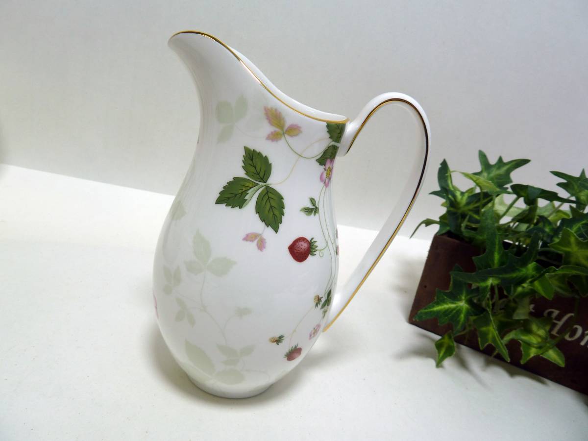 得価，本物保証 WEDGWOOD ウェッジウッド ワイルドストロベリー ホットウォータージャグ グリーン(ウェッジウッド)｜売買されたオークション情報、yahooの商品情報をアーカイブ公開 - オークファン ウェッジウッド