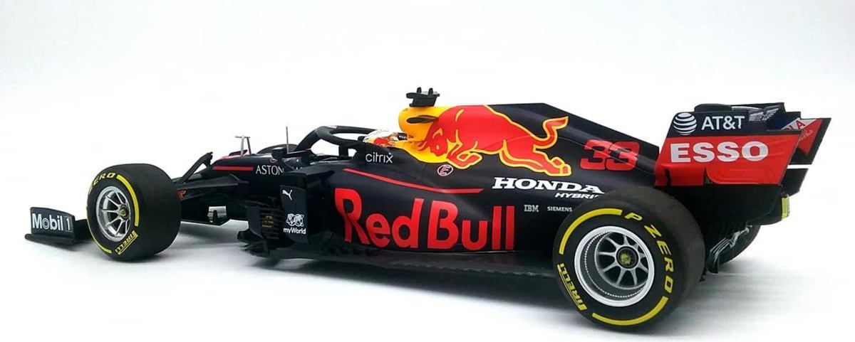 Minichamps 1/18 ダイキャストモデル 2020年アブダビGP 優勝モデル