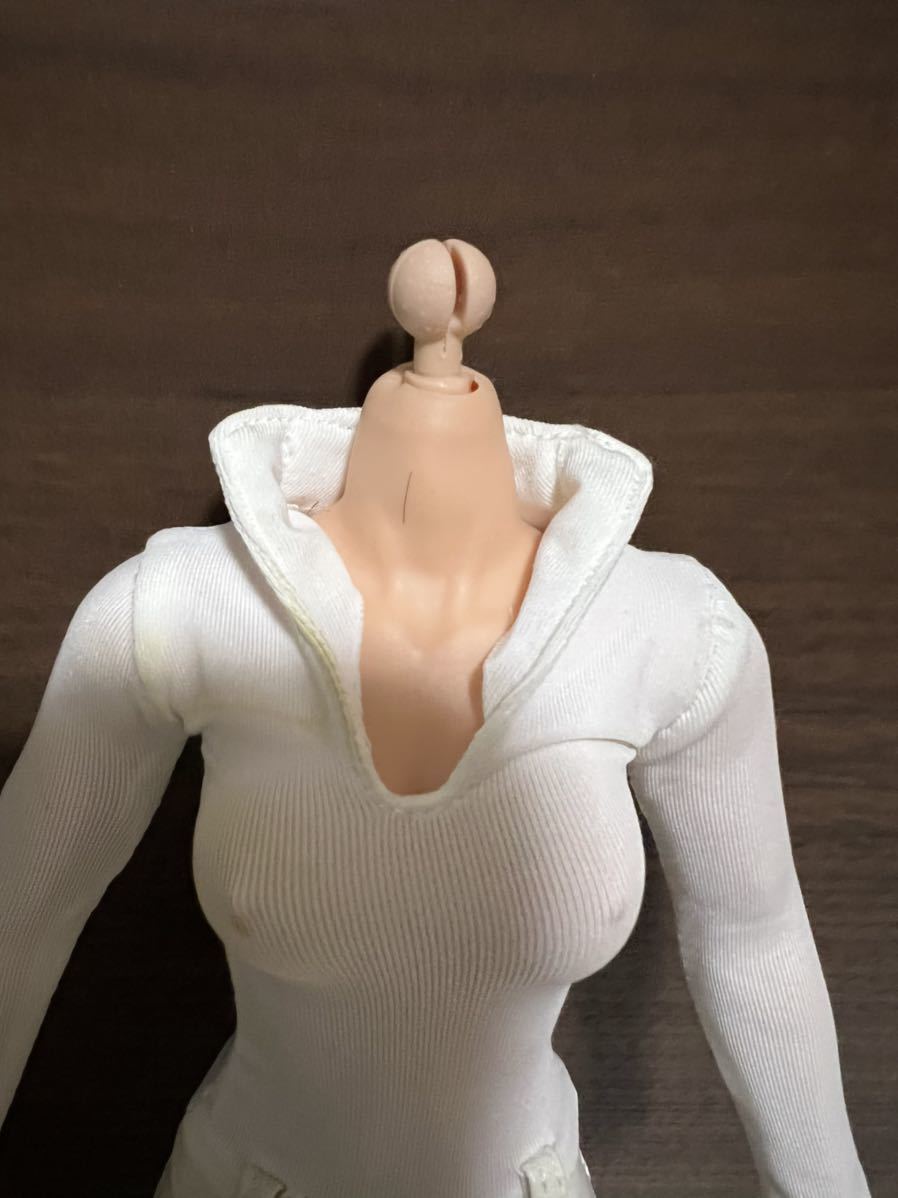 1/6サイズ シームレス素体女性衣装　中古品　合皮のパンツはジャンク品　TBleague JIAOU DOLL very cool hottoys クールガール
