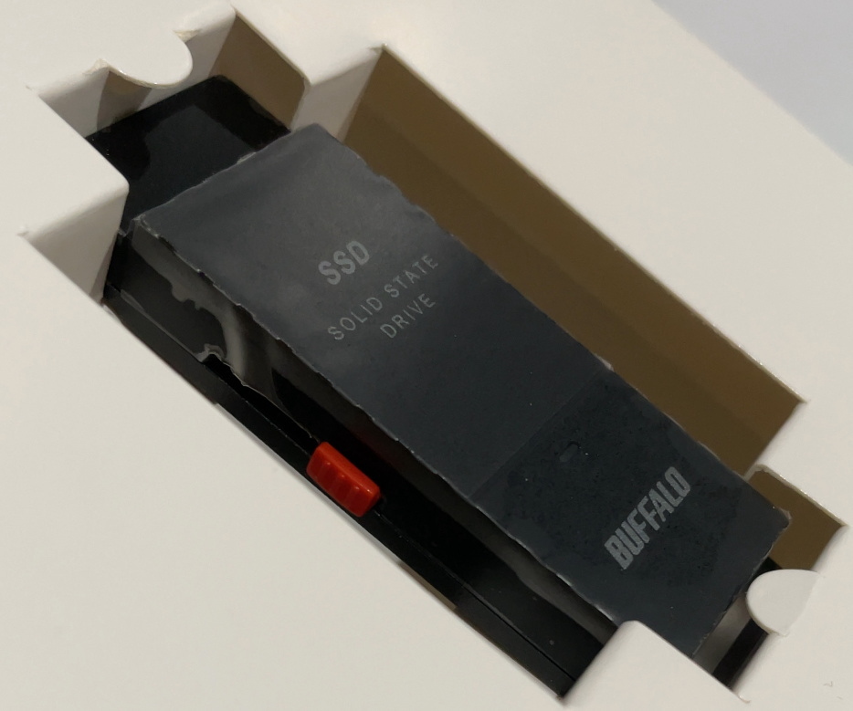 BUFFALO 外付けSSD 1TB SSD-PUT1.0U3-B⁄N SSD-PUT1.0U3-B⁄N : 外