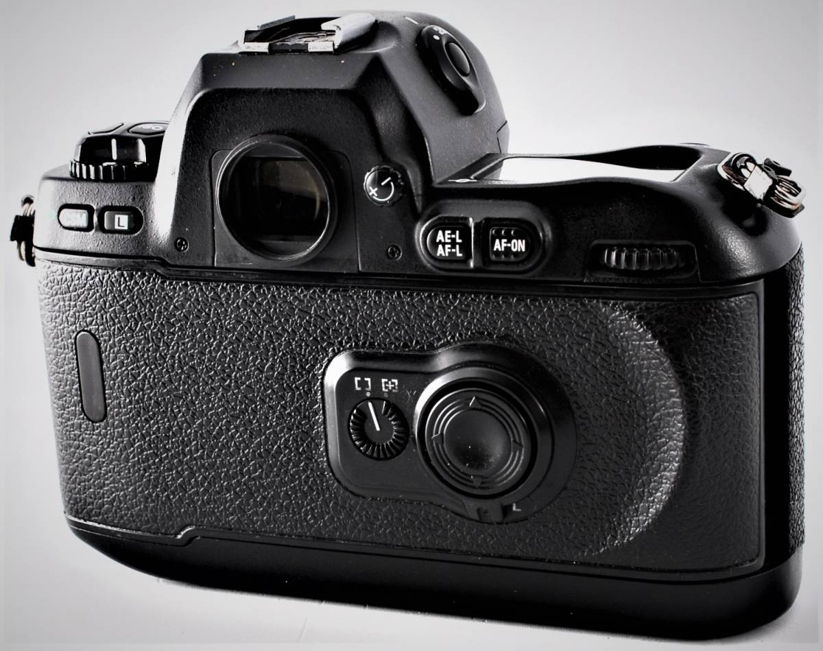★ NIKON ニコン F100 + DR-4 + SIGMA 17-35mm D F2.8-4 + TAMRON SP AF MACRO 90mm F2.8 ★ かなり美品 動作品 訳有 ★ 一円出品 送料無料 F100 Nikon ニコン a D800 F-Mount