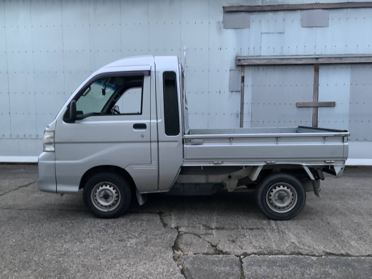 DAIHATSUハイゼットトラック切り替え4WD 5MT エアコンパワステ