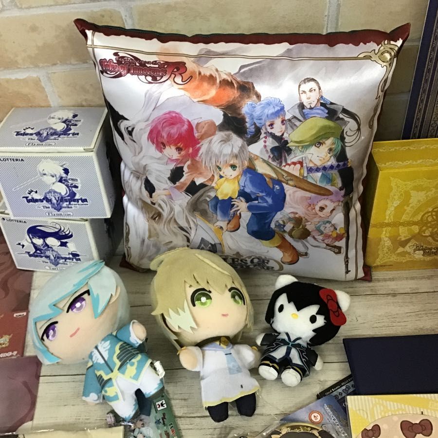 テイルズ オブ シリーズ All Season Collection」の缶バッジとアクリル 
