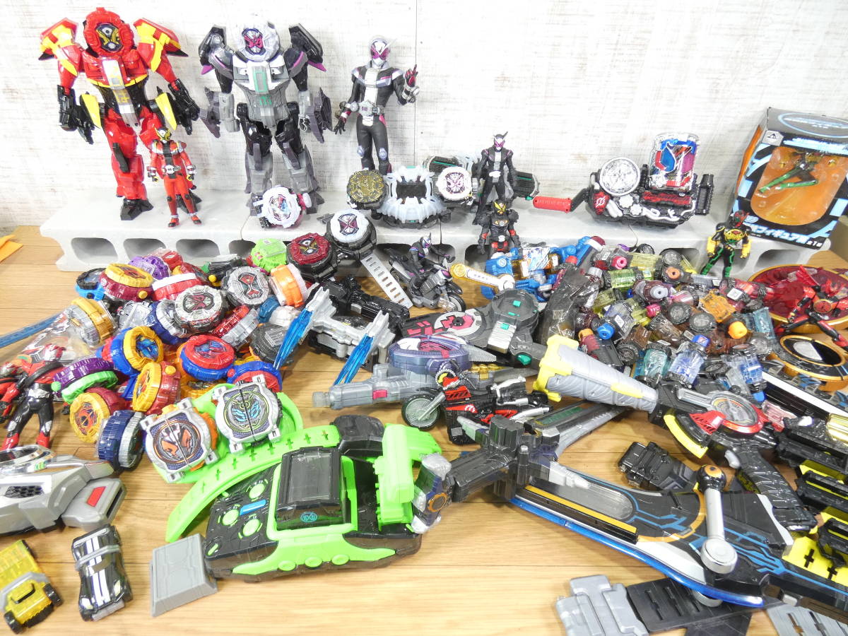 仮面ライダー　スーパー戦隊　玩具　ジャンク品　まとめ売り 2026年最新Yahoo!オークション (まとめ 大量 セット)(仮面 -ジャンク