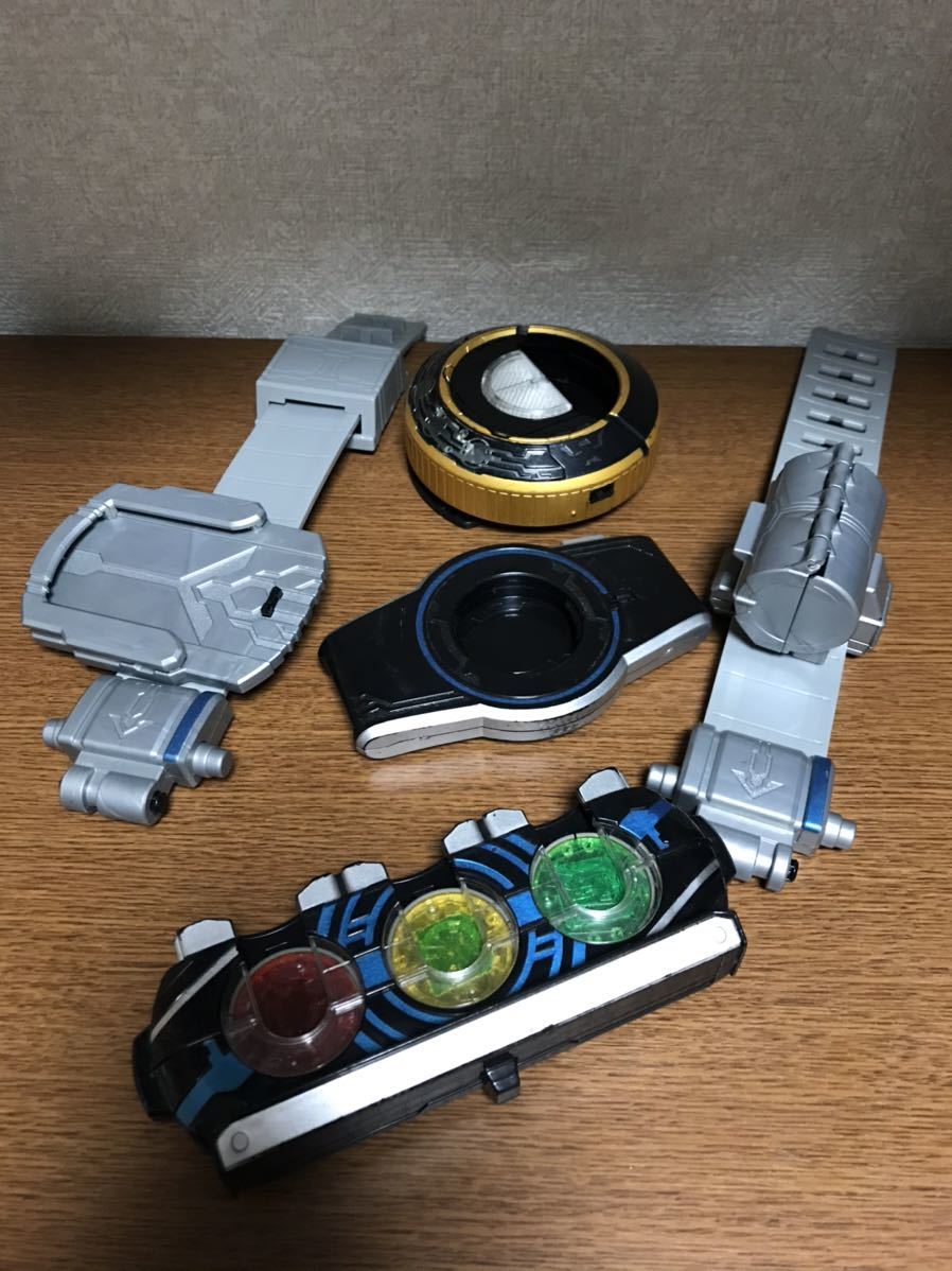 中古品 バンダイ 仮面ライダーオーズ【DXオーズドライバー 】送料710円