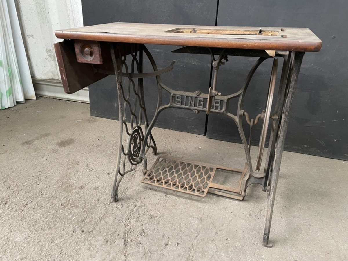 BROTHER ブラザー 足踏みミシン台 作業台 鉄脚 3900 BROTHER ブラザー ミシン 鉄脚 ミシン脚 足踏み ミシン台