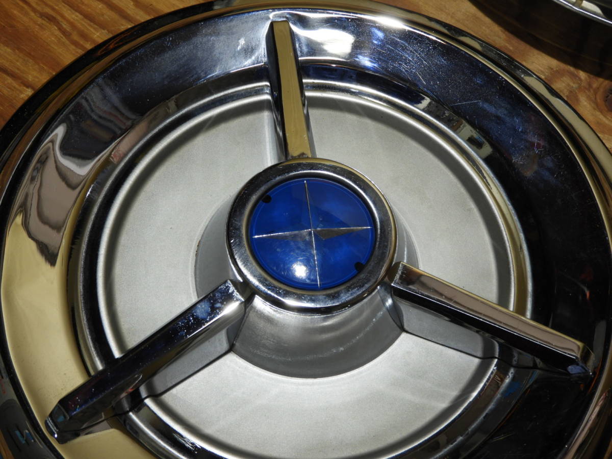 60 アメ車風 ホイールキャップ14インチ 4枚組 部品店倉庫長期在庫 自動車 売買されたオークション情報 Yahooの商品情報をアーカイブ公開 オークファン Aucfan Com