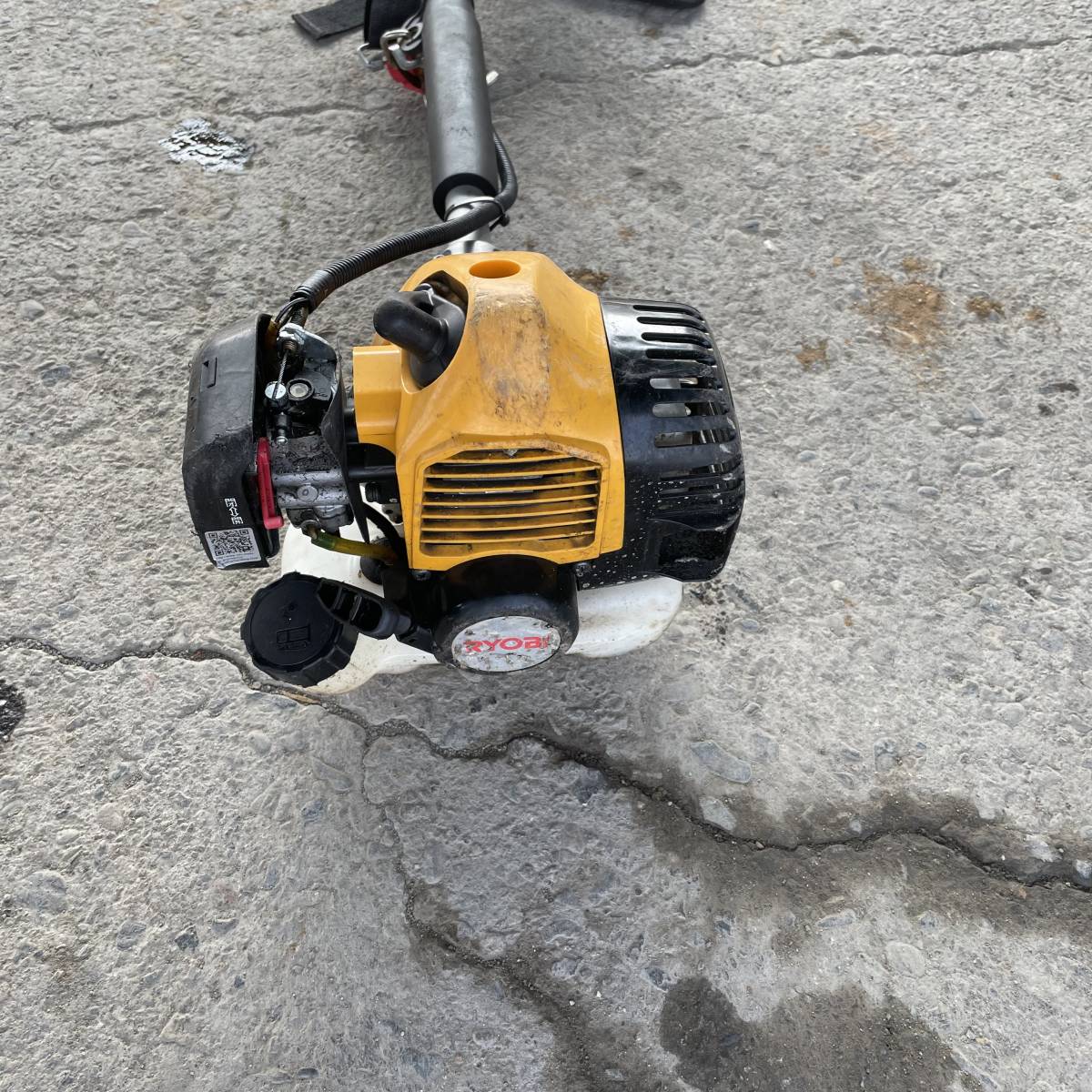 RYOBI リョービ 草刈機 刈払機 草刈り機 EKM2630ジャンク 工具 