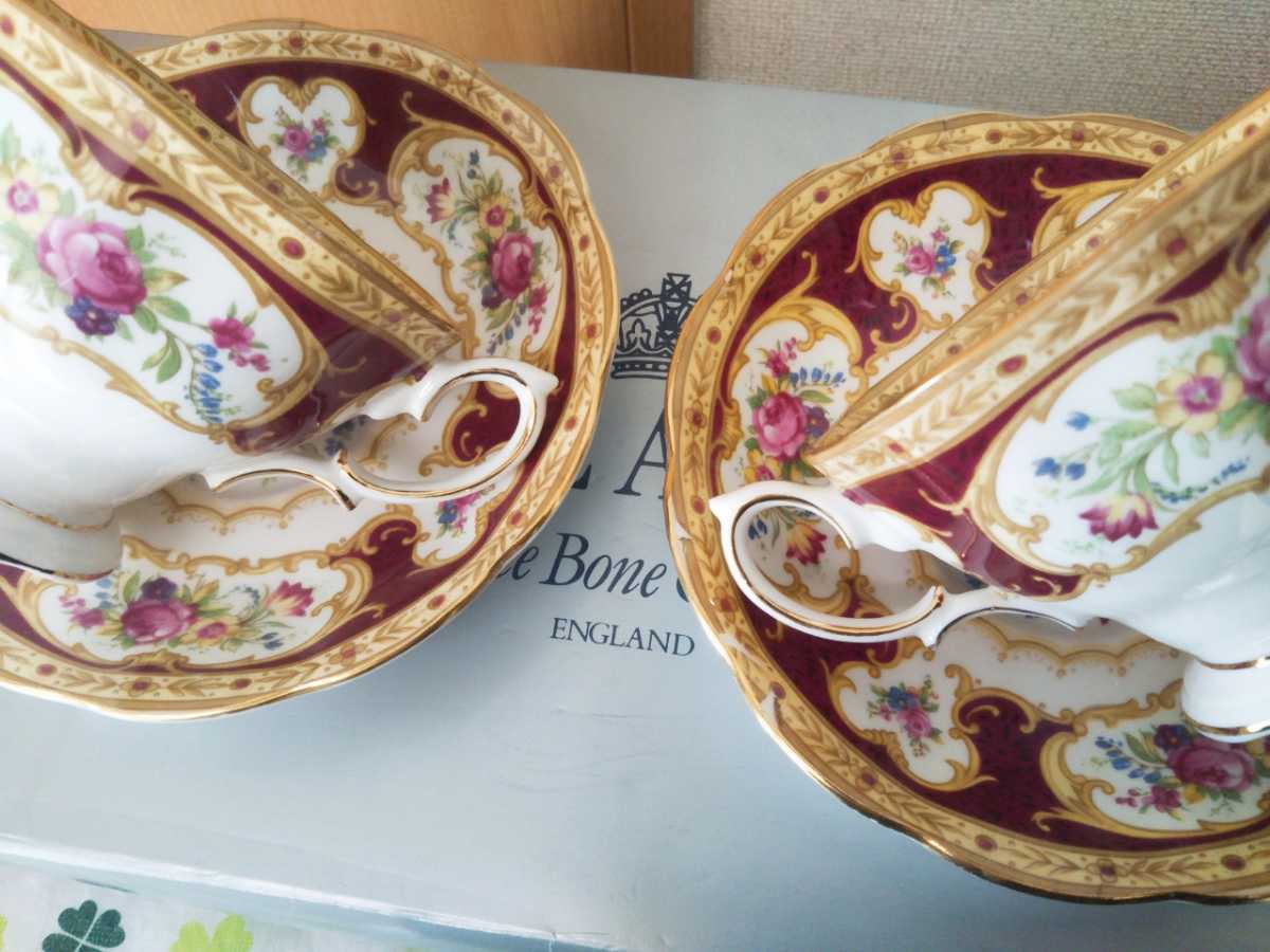 ロイヤルアルバート ROYAL ALBERT - レディーハミルトン レディハミルトン カップ&amp;ソーサー Albert １客 最終値下 廃盤 希少 ロイヤルアルバート☆レディ レア美品英国製 カップ＆ソーサー 美品ロイヤルアルバート☆レディハミルトン