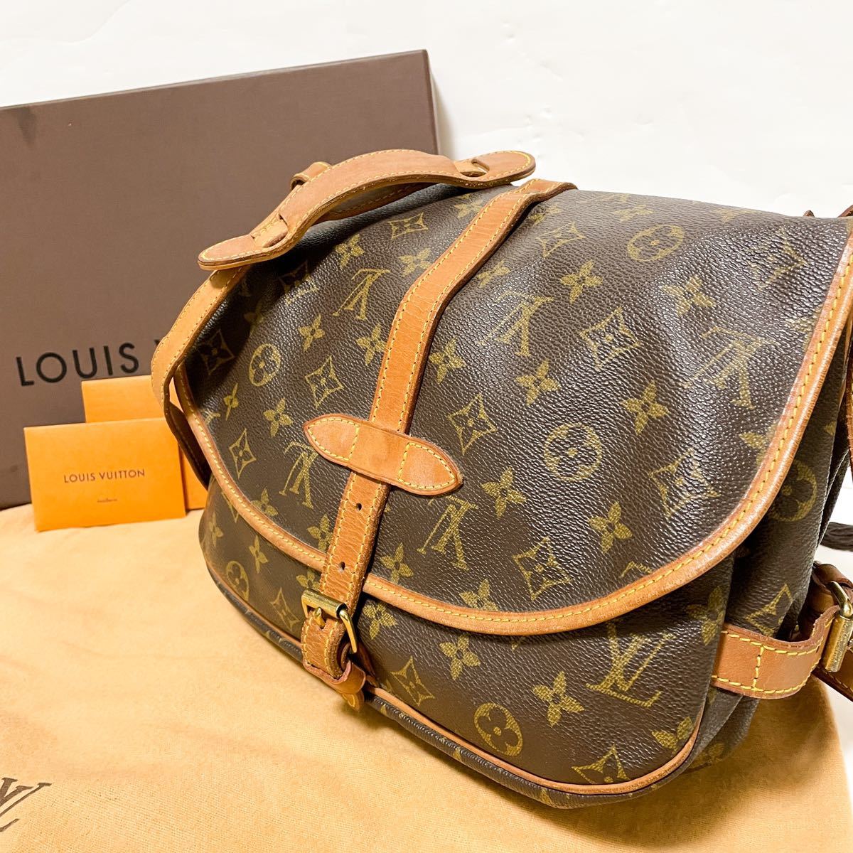 1円【極美品】ルイヴィトン LOUISVUITTON ソミュール30 M42256 