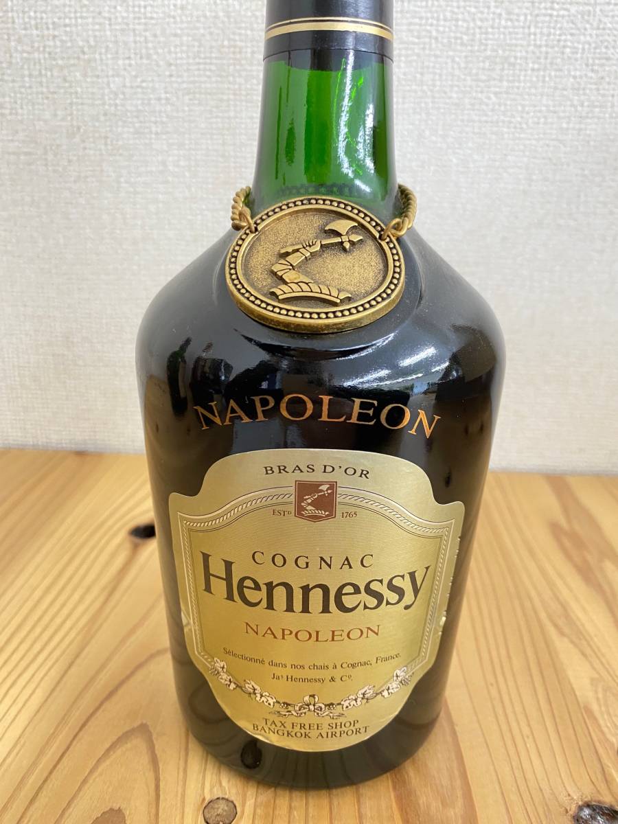 同梱不可】ヘネシー ナポレオン 0.7l 40% 未開栓 古酒 Z069593