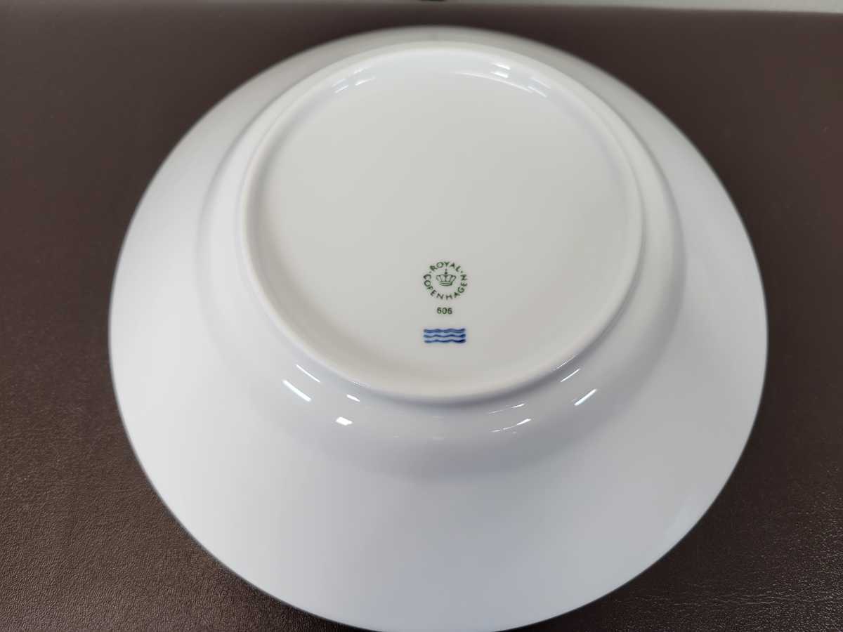 ROYAL COPENHAGEN ロイヤルコペンハーゲン ホワイトフルーテッド