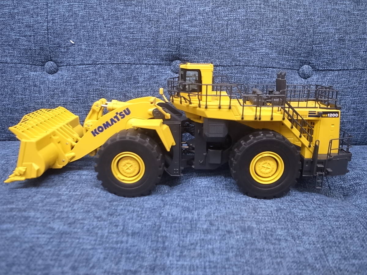 KOMATSU ダイキャストメタル 公式通販 コマツ 1:43 PC520LC DIECAST 建 