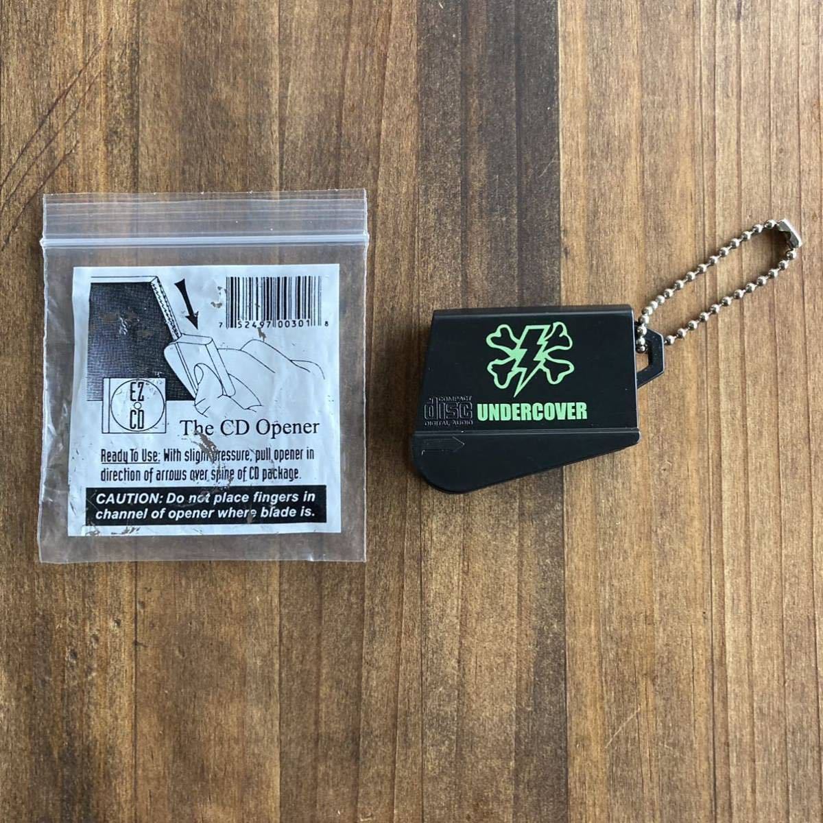 UNDERCOVER 01SS クロスボーンキーホルダー アンダーカバー アンダーカバイズム CHAOTIC DISCORD  嵌め絵期(男性用)｜売買されたオークション情報、Yahoo!オークション(旧ヤフオク!) の商品情報をアーカイブ公開 -  オークファン（aucfan.com）