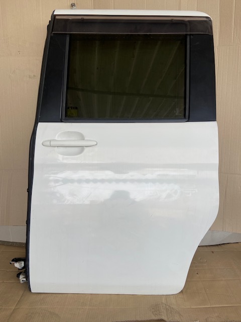タント　L375S　　純正　ドア　左スライドドア　【Y3905　PP】　個人様宅配送不可・引取りOK