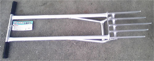 アルミ製 土おこし S 600 鍬代わりに土起こし器 耕す 根菜収穫 農業 売買されたオークション情報 Yahooの商品情報をアーカイブ公開 オークファン Aucfan Com