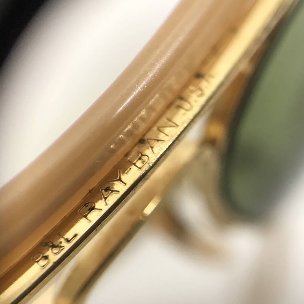 レイバン B&amp;L ヴィンテージ b&amp;l 美品 サングラス Ray-Ban 美品Ray-Ban W2958 - メルカリ 度なし ヴィンテージ（サングラス｜眼鏡・サングラス B＆L USA製 G15