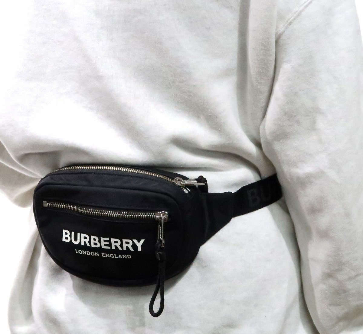 美品】 BURBERRY London バーバリー 8014519 ML CANNON 定価¥66000 